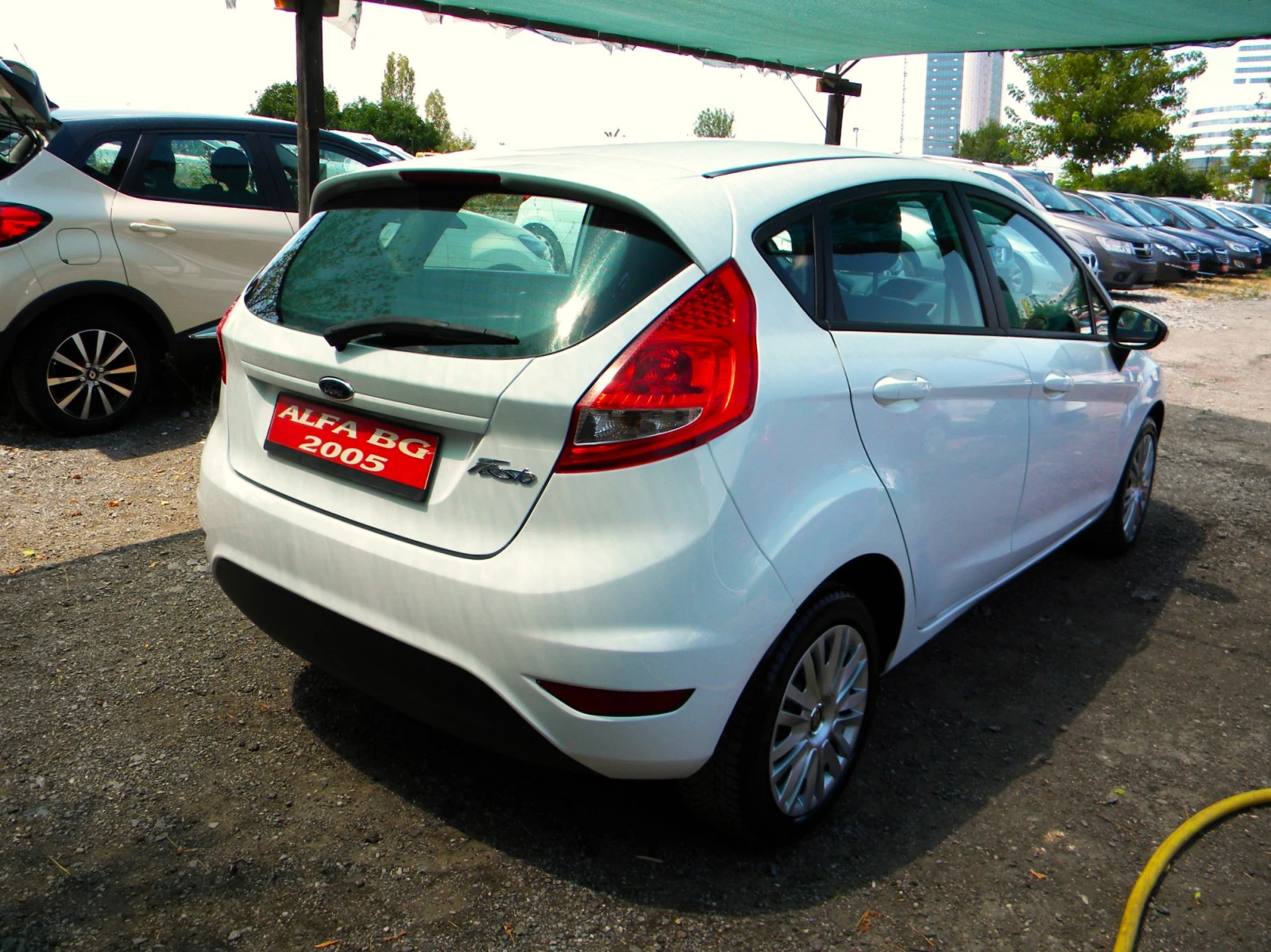 Ford Fiesta 1.4-ГАЗ-BRC* FACE LIFT* КАТО НОВА* EURO5A - изображение 4