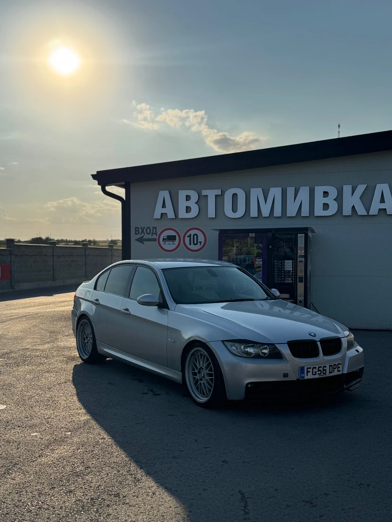 BMW 330  - изображение 7