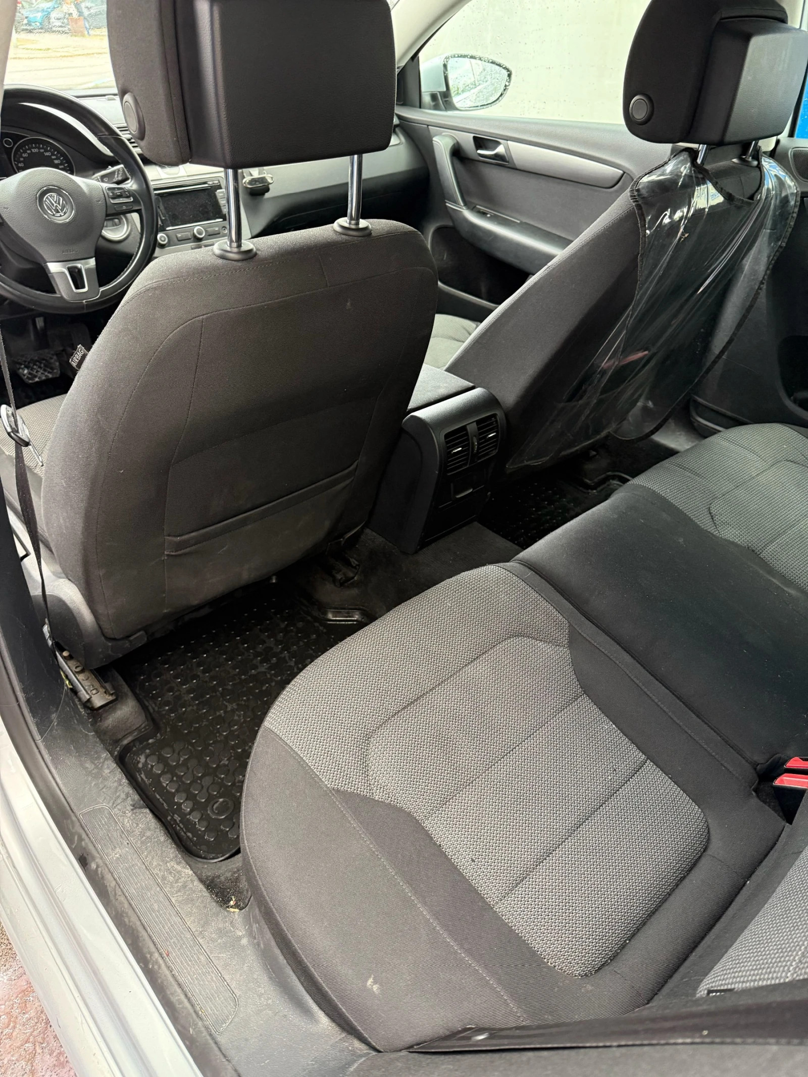VW Passat 7 - изображение 10