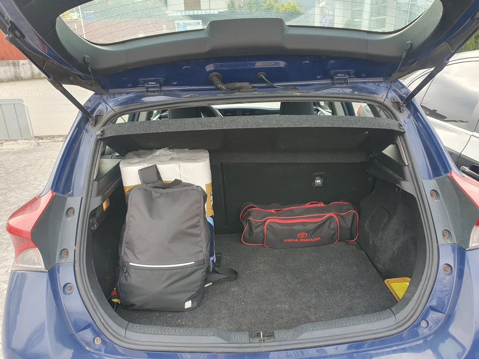 Toyota Auris ����� ���. | Mobile.bg � ����������� 11