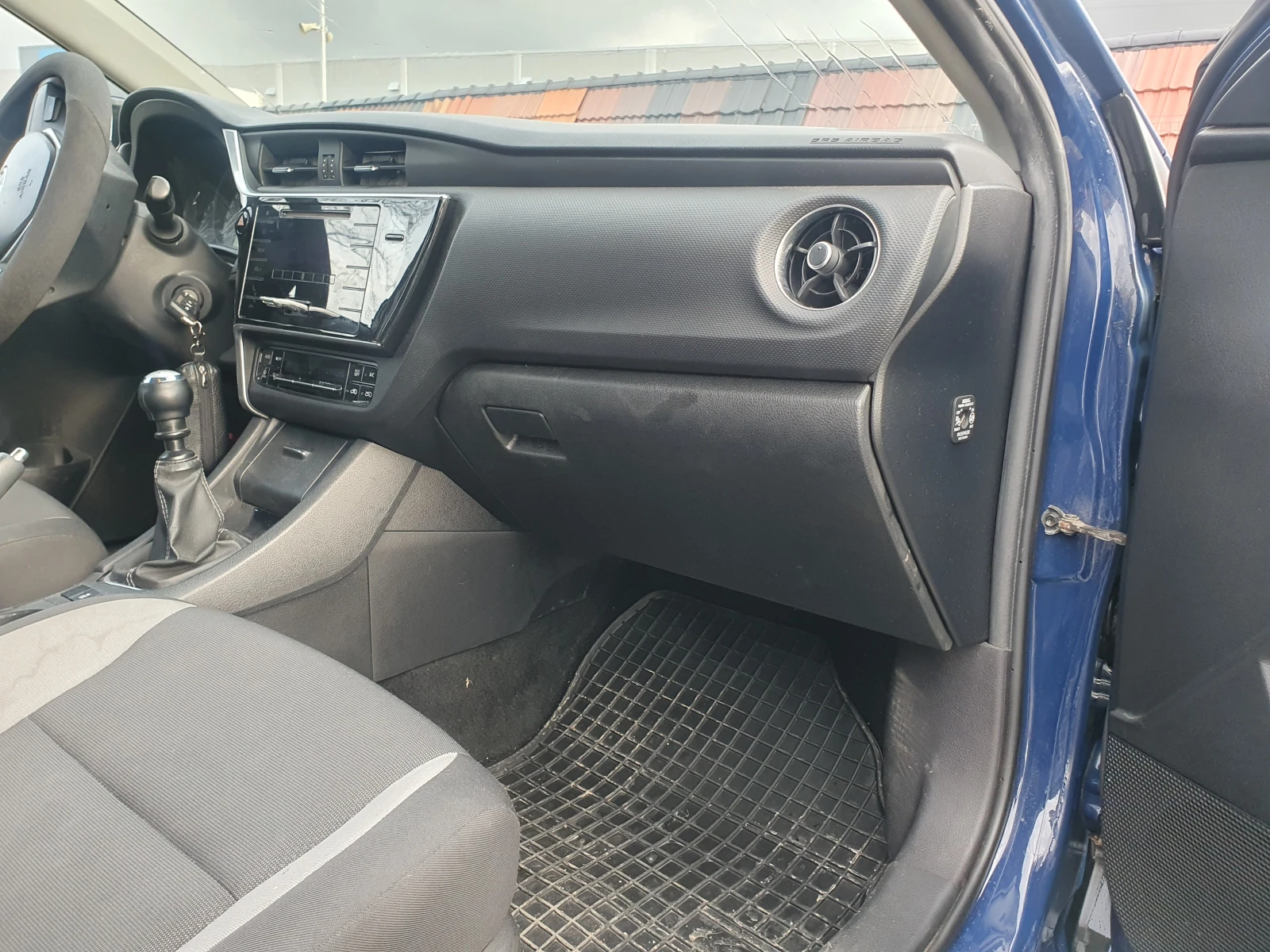 Toyota Auris ����� ���. | Mobile.bg � ����������� 15