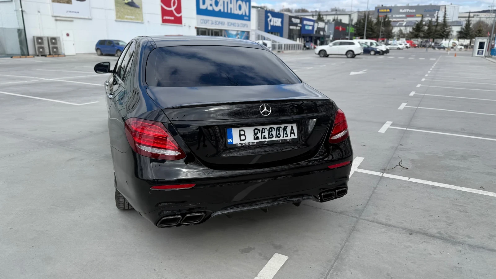 Mercedes-Benz E 400 /Лизинг/AMG Line/79000Km/4Matic/Burmester/Panorama, снимка 8 - Автомобили и джипове - 53730899