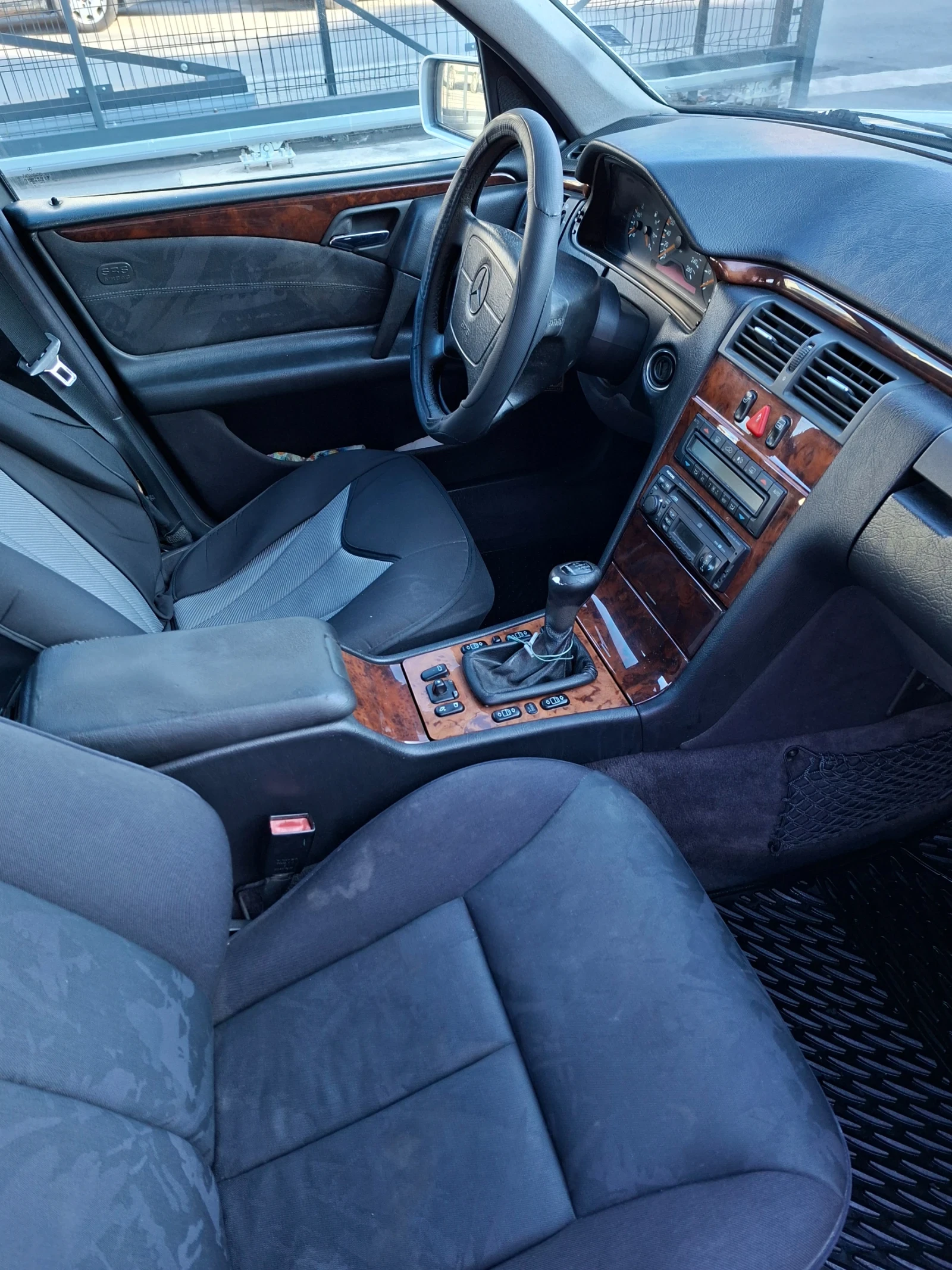 Mercedes-Benz E 250 E 250  | Mobile.bg � ����������� 12