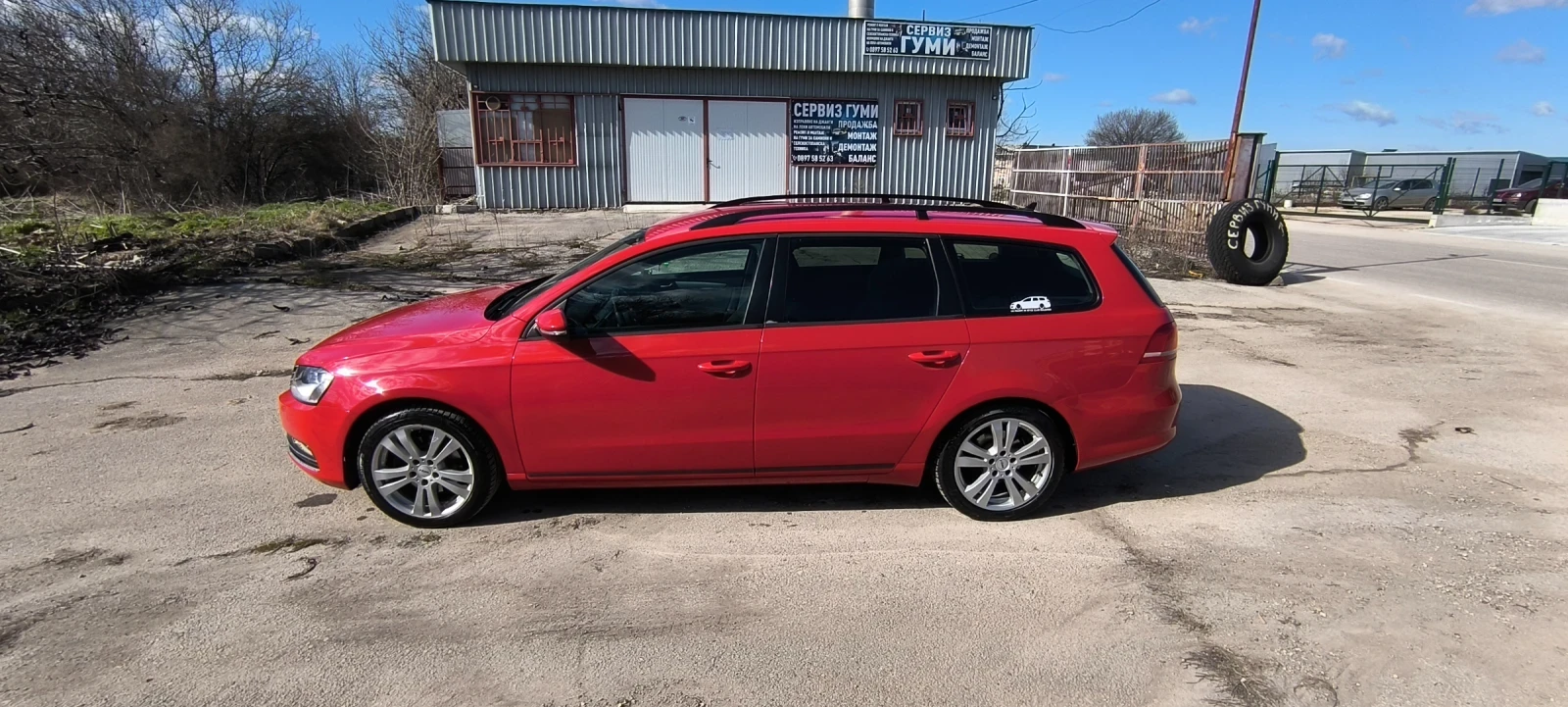 VW Passat Комби, снимка 7 - Автомобили и джипове - 53743975