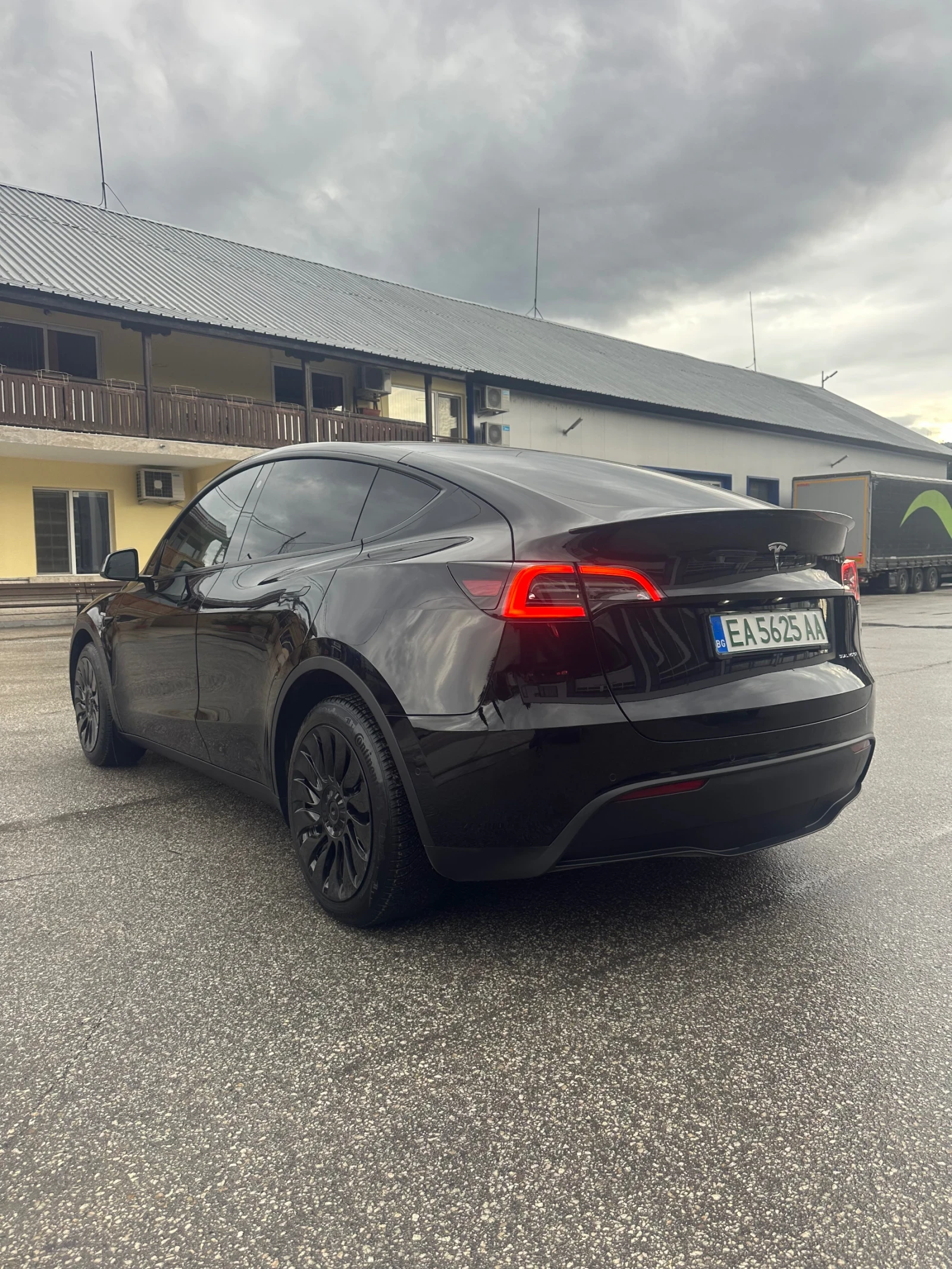 Tesla Model Y Long Range * Гаранция! 59000км * Европейска