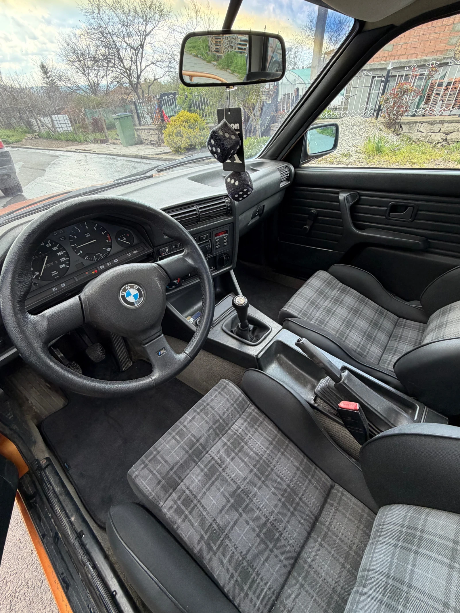 BMW 318 1.8is, снимка 5 - Автомобили и джипове - 54323079