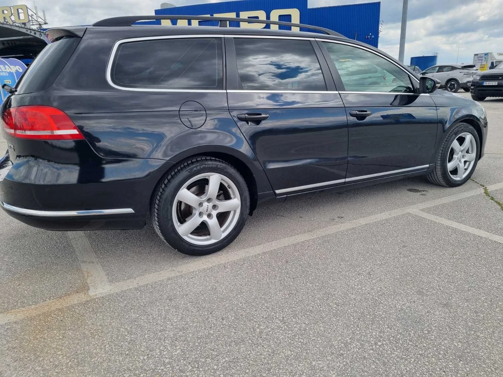 VW Passat 2.0 TDI, снимка 2 - Автомобили и джипове - 54752754