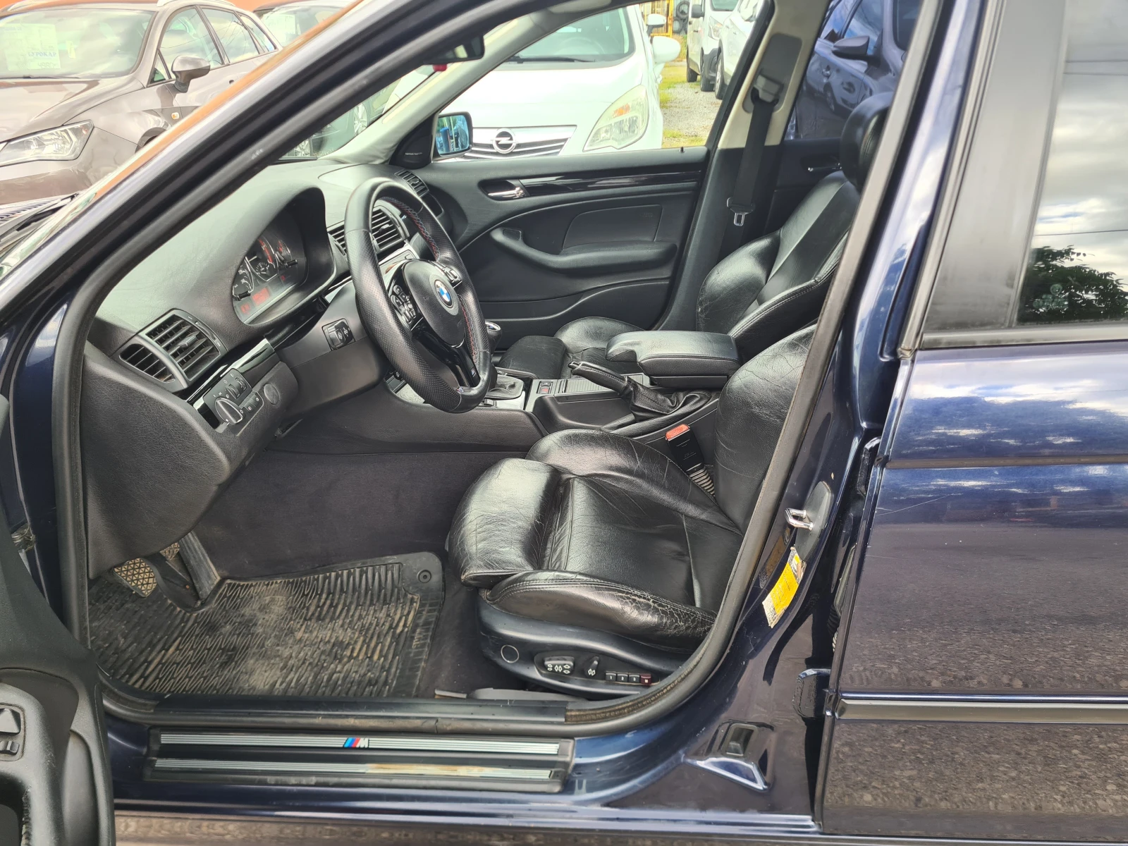 BMW 330 XD-M Pack.-204k.c., снимка 10 - Автомобили и джипове - 54893278