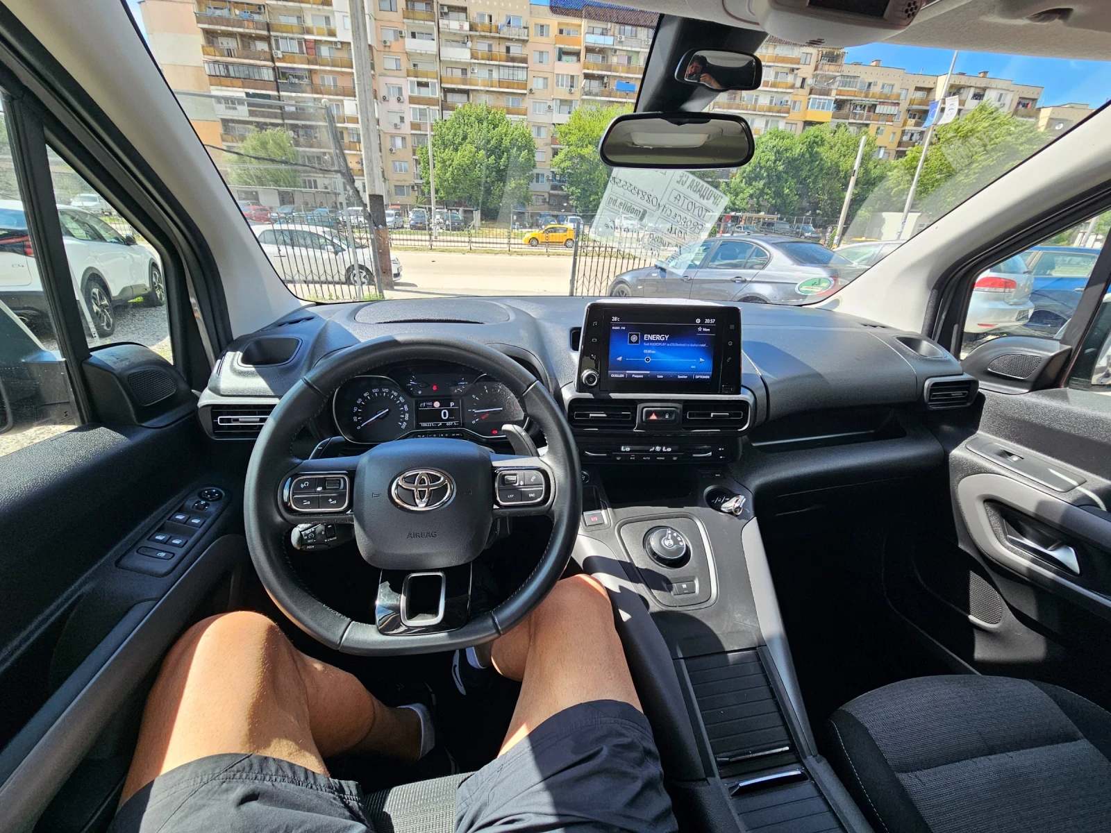 Toyota Proace City 1.2i TURBO/LUXORI, снимка 6 - Автомобили и джипове - 54894377