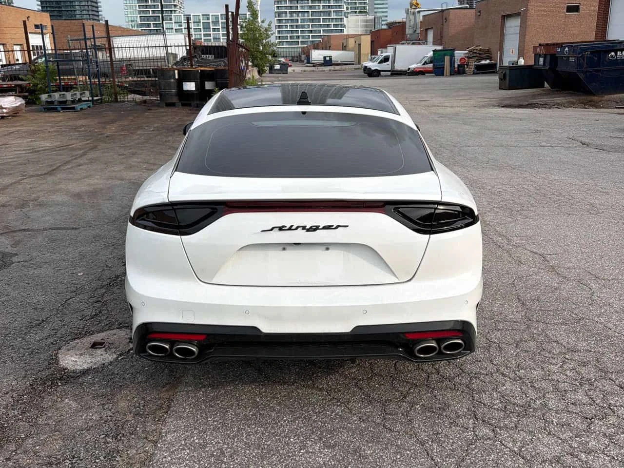 Kia Stinger GT Limited/CARFAX/КОЖА/ПОДГРЕВ/, снимка 4 - Автомобили и джипове - 55077743