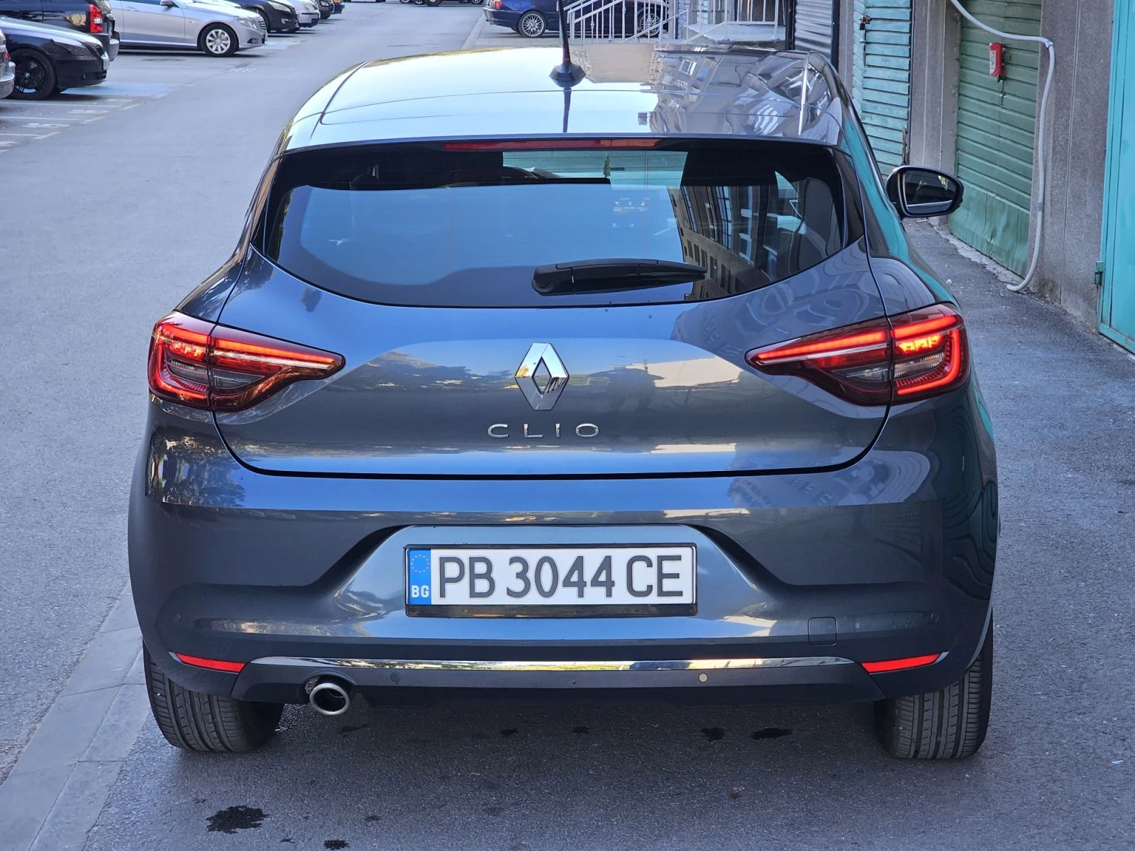 Renault Clio, снимка 17 - Автомобили и джипове - 55469734