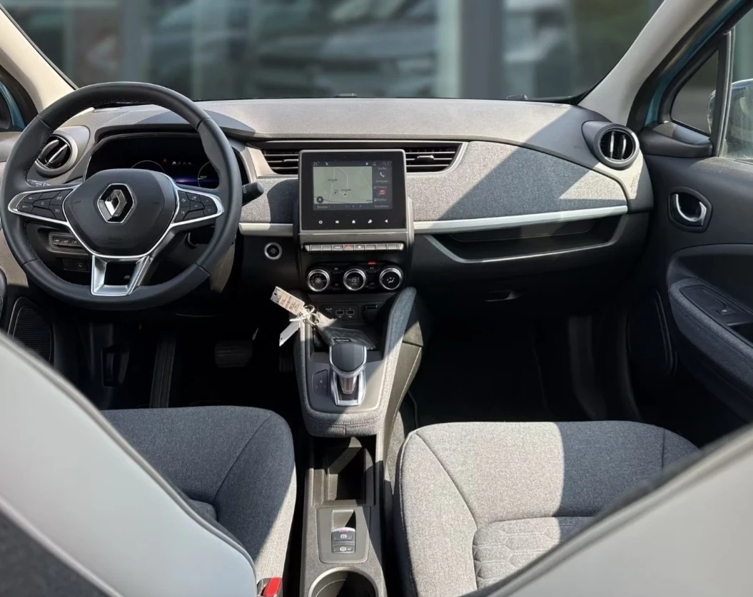 Renault Zoe 52KW, снимка 12 - Автомобили и джипове - 55420180