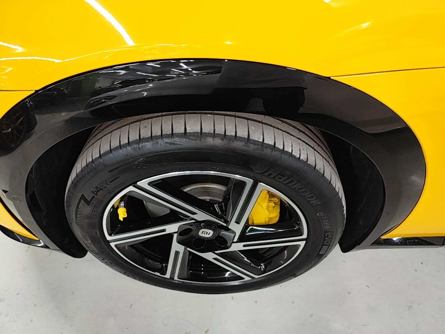 Xiaomi YU7 Xiaomi Auto YU7 2025 Ultra-Long Range Rear-Wheel D, снимка 6 - Автомобили и джипове - 55623286