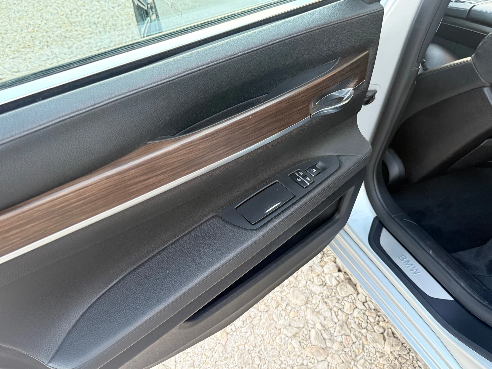BMW 730 Full Maxx, снимка 9 - Автомобили и джипове - 55876956