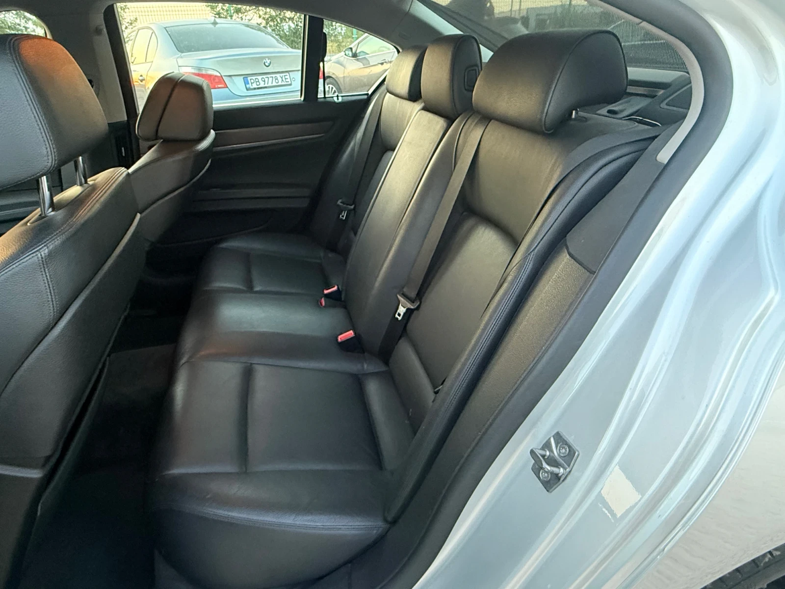BMW 730 Full Maxx, снимка 8 - Автомобили и джипове - 55876956