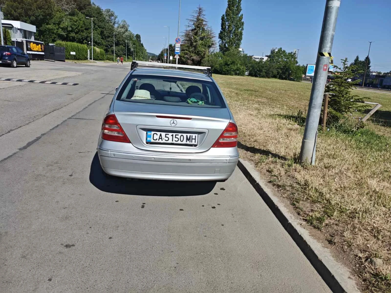 Mercedes-Benz C 200, снимка 3 - Автомобили и джипове - 56357118