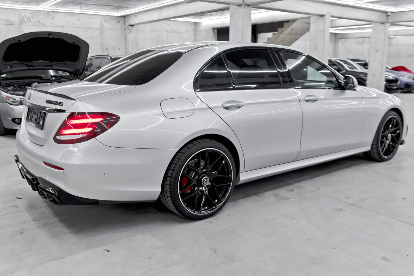 Mercedes-Benz E 220 D 4 MATIC BRABUS, снимка 5 - Автомобили и джипове - 56443390