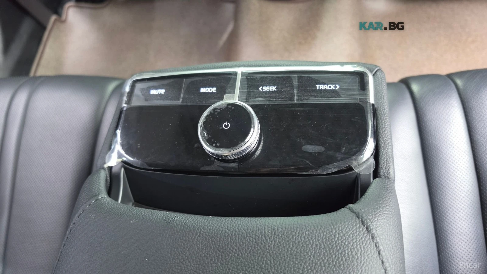 Kia K8 NOBLESSE* ПОДГРЕВ* ОБДУХВАНЕ, снимка 14 - Автомобили и джипове - 56502319