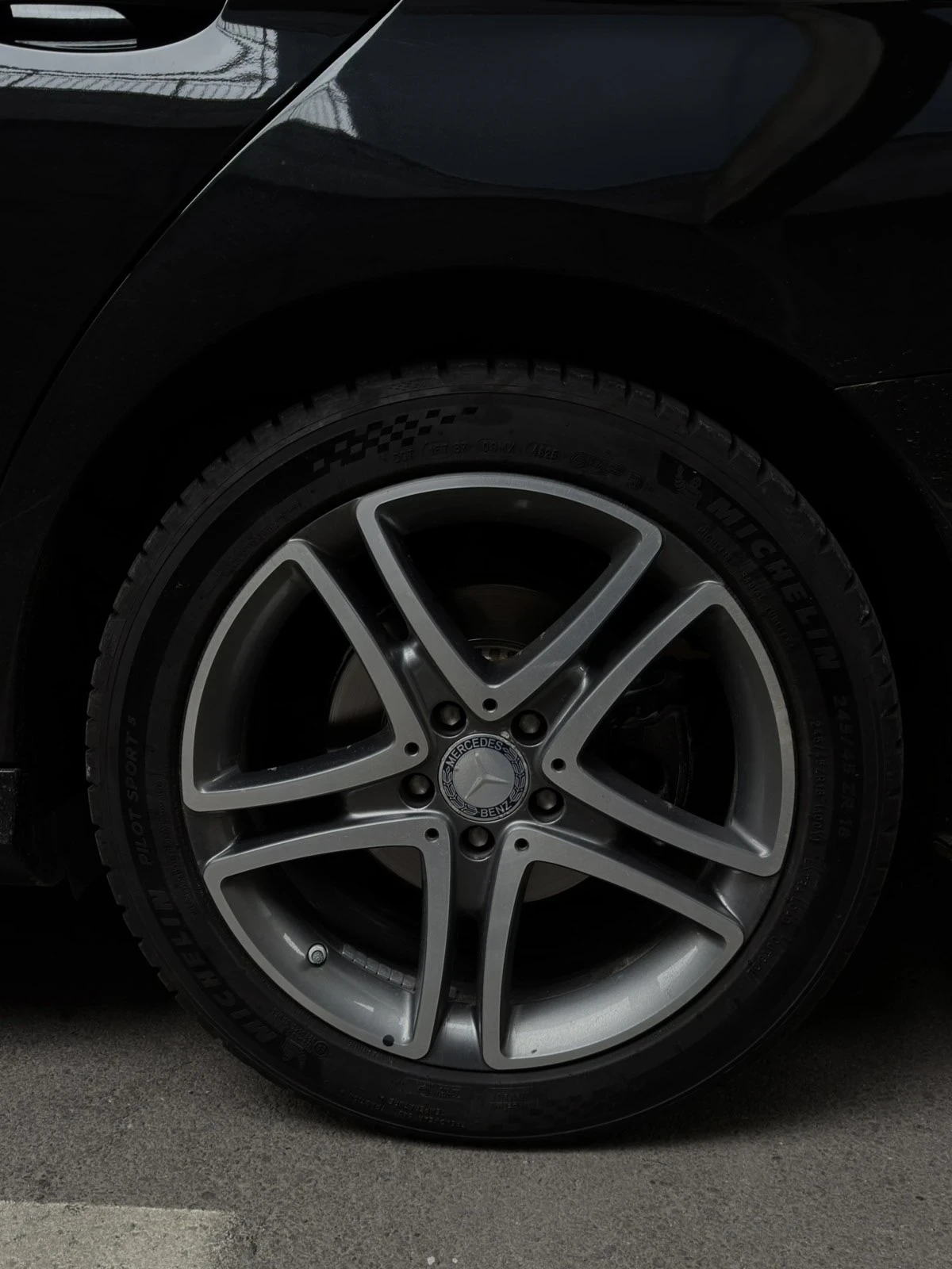 Mercedes-Benz E 220 W213, снимка 9 - Автомобили и джипове - 56636357