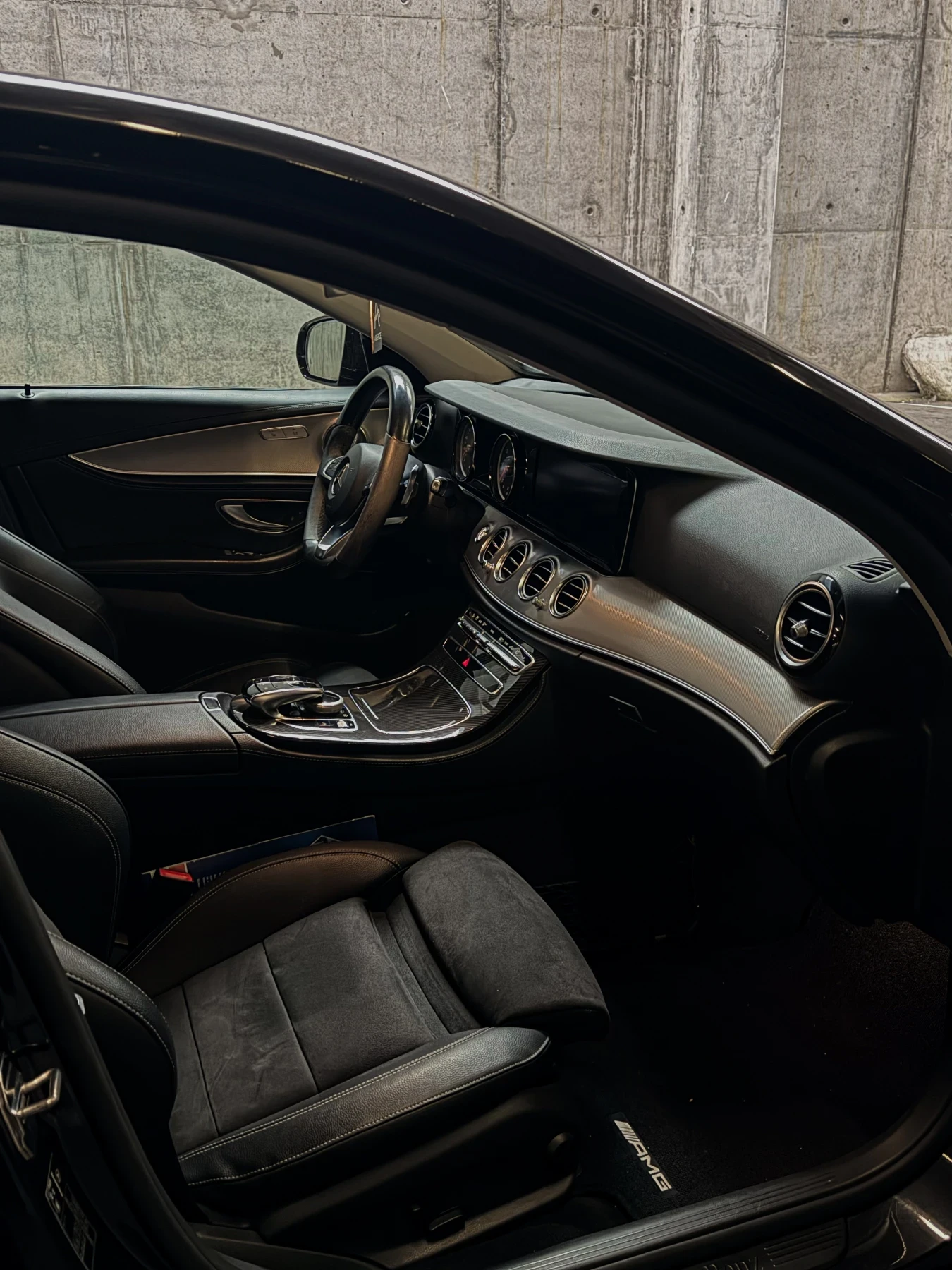 Mercedes-Benz E 220 W213, снимка 5 - Автомобили и джипове - 56636357