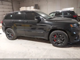 Jeep Grand cherokee SRT V8 HEMI* Пано* Дистроник* М.Точка* Обдух* 4x4*, снимка 6