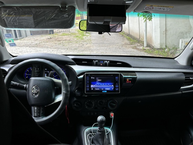 Toyota Hilux Double cab, снимка 13 - Автомобили и джипове - 45964503