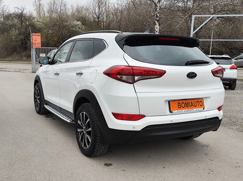 Hyundai Tucson 1.7CRDi * NAVI* EURO 6B* КАМЕРА* LED* XENON* , снимка 4 - Автомобили и джипове - 49545923