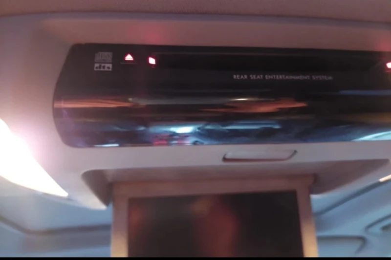 Subaru B10 Tribeka | ОБСЛУЖЕН НА 100% БЕЗ АНАЛОГ! ТОП ОФЕРТА Д 15.12, снимка 8 - Автомобили и джипове - 52657344