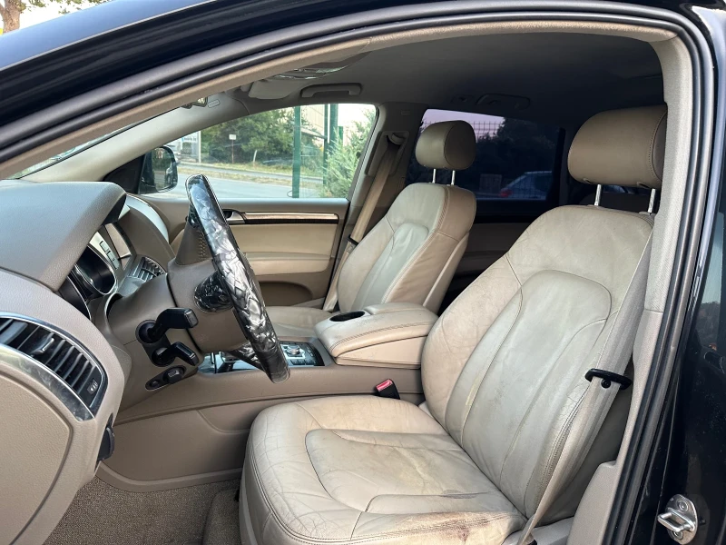 Audi Q7 3.0* 7-Места* Bose* Navi* , снимка 9 - Автомобили и джипове - 51322539