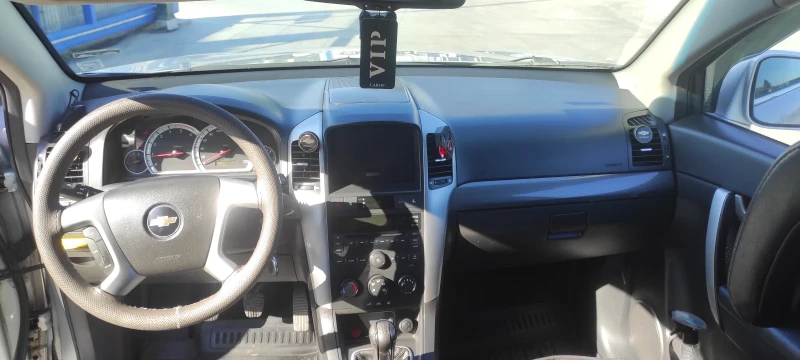 Chevrolet Captiva 2.0, снимка 11 - Автомобили и джипове - 51763583