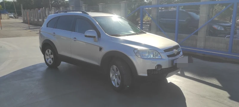 Chevrolet Captiva 2.0, снимка 2 - Автомобили и джипове - 51763583
