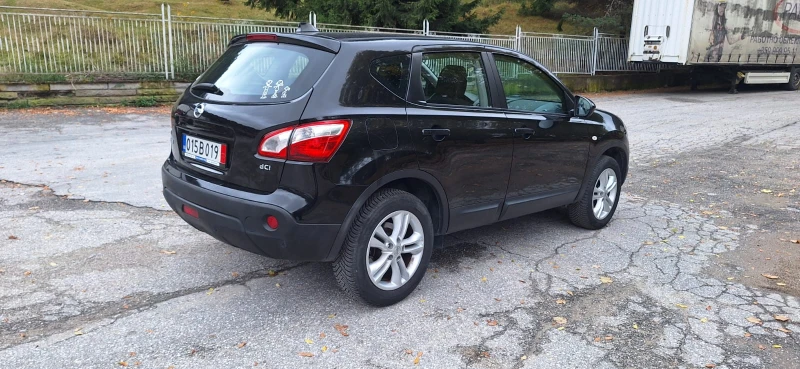 Nissan Qashqai 1.5dci 110к.с, снимка 4 - Автомобили и джипове - 52078816