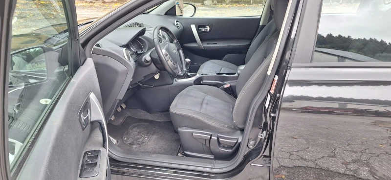 Nissan Qashqai 1.5dci 110к.с, снимка 12 - Автомобили и джипове - 52078816