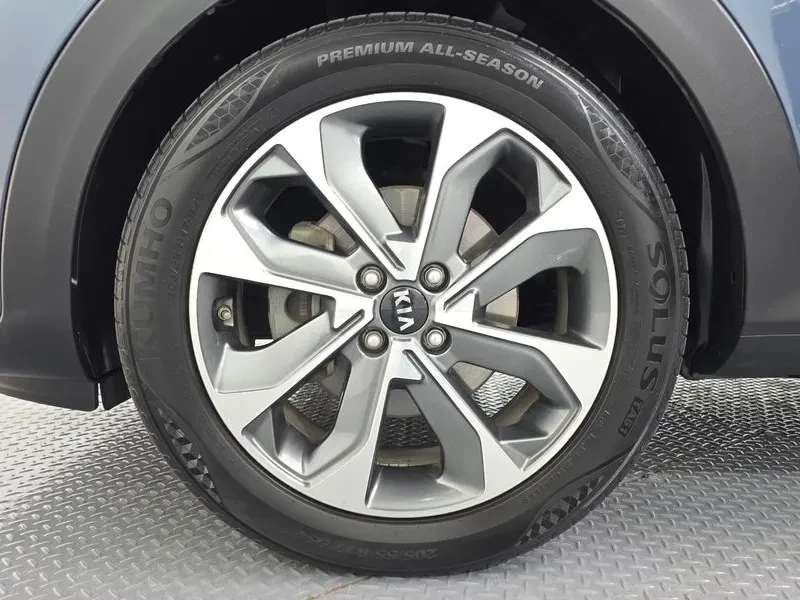 Kia Stonic 1.6 TRENDY | Mobile.bg � ����������� 5