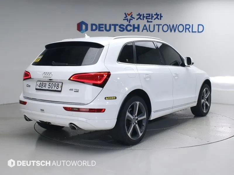 Audi Q5 3.0 TDI Quattro, снимка 2 - Автомобили и джипове - 55130936