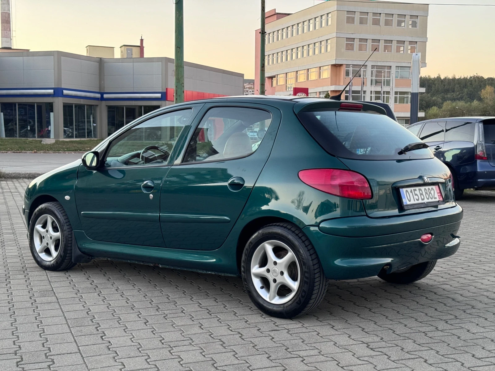 Peugeot 206 2.0HDI/90кс/ Roland Garros - изображение 6