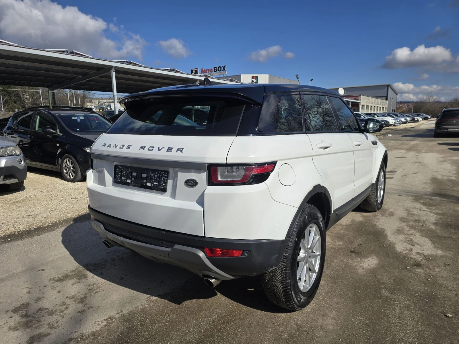 Land Rover Range Rover Evoque 2.0D 150к.с  4х4 97хил км Топ състояние  - изображение 4