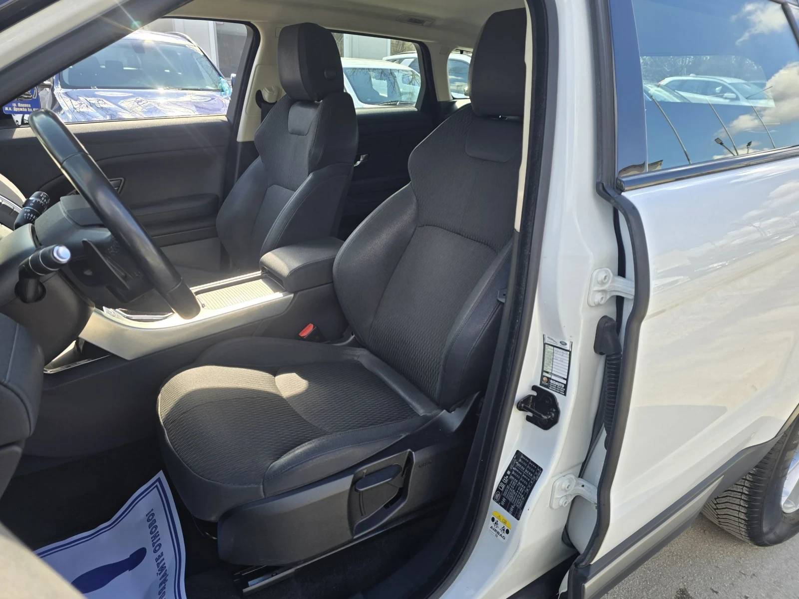 Land Rover Range Rover Evoque 2.0D 150к.с  4х4 97хил км Топ състояние  - изображение 9