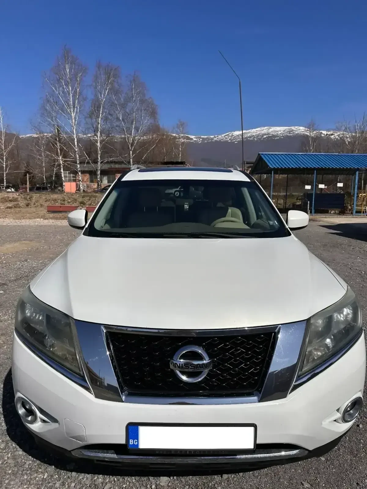 Nissan Pathfinder SL 4WD