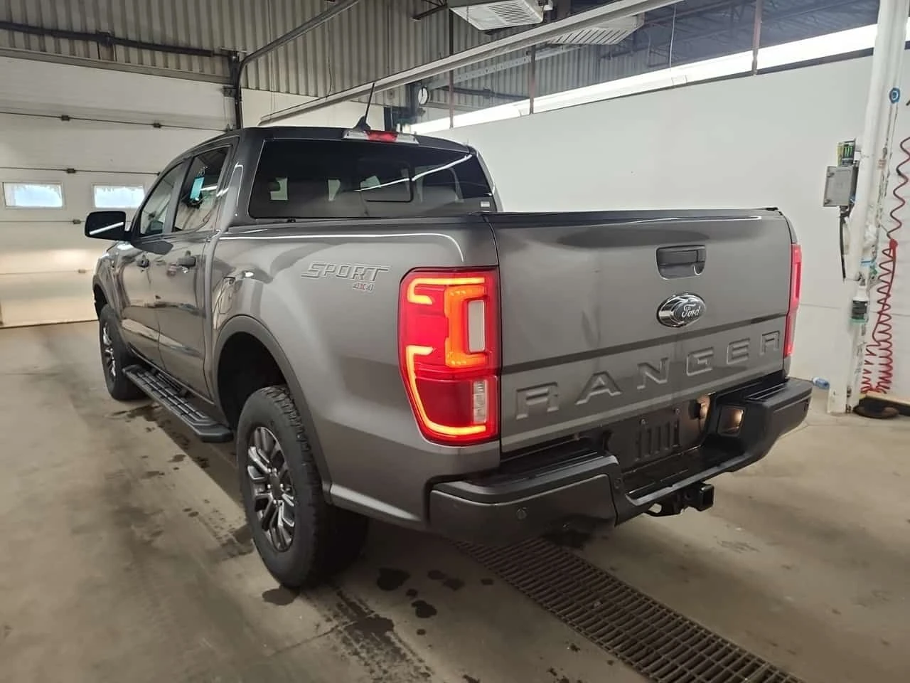 Ford Ranger XLT| КЪСА БАЗА| ПОДГРЕВИ| 2 KЛЮЧА, снимка 4 - Автомобили и джипове - 54412772