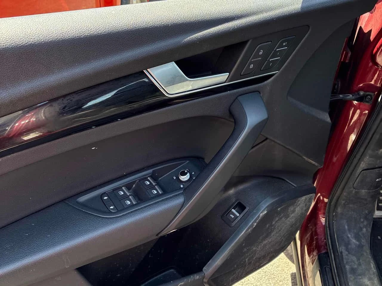 Audi Q5 * PROGRESSIV * ПАНО * ПОДГРЕВИ * KEYLESS * CARFAX, снимка 11 - Автомобили и джипове - 54623779