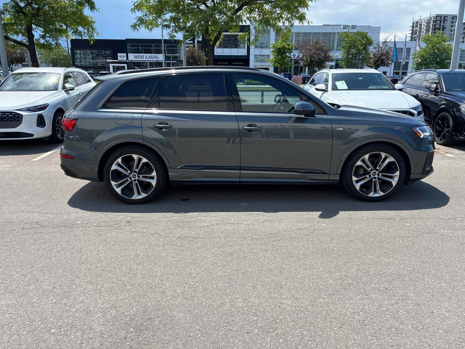 Audi Q7 TECHNIK * * CARFAX * * АВТО КРЕДИТ * * , снимка 4 - Автомобили и джипове - 54970575