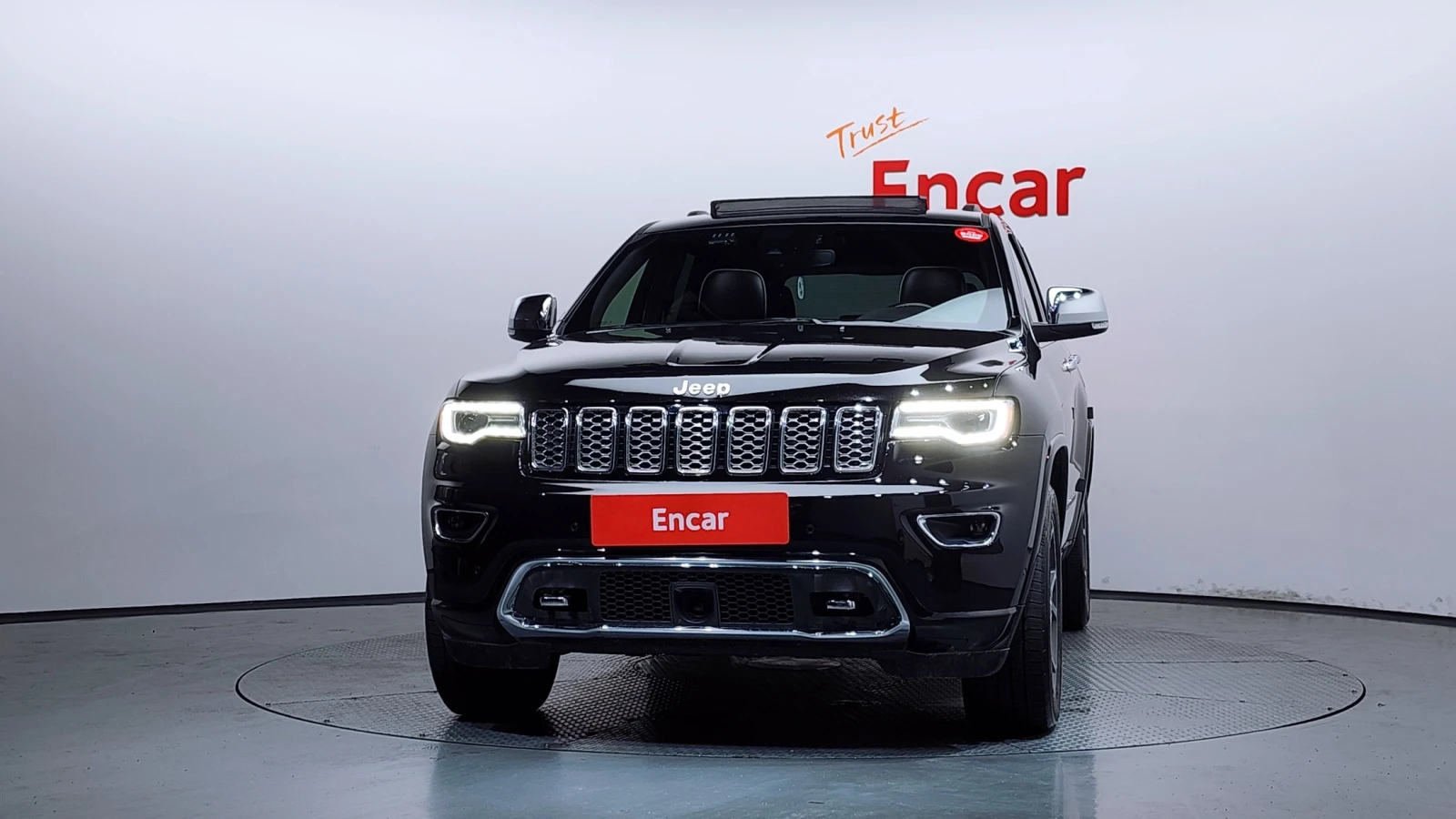 Jeep Grand cherokee OVERLAND MK2/ДИСТРОНИК/ПОДГРЕВ/КОЖА, снимка 3 - Автомобили и джипове - 55444220