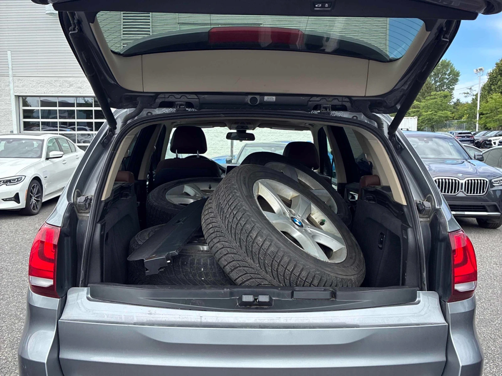 BMW X5 XDrive35i* HARMAN KARDON* HEAD-UP* ПОДГРЕВ* ШИБИДА, снимка 11 - Автомобили и джипове - 55445608