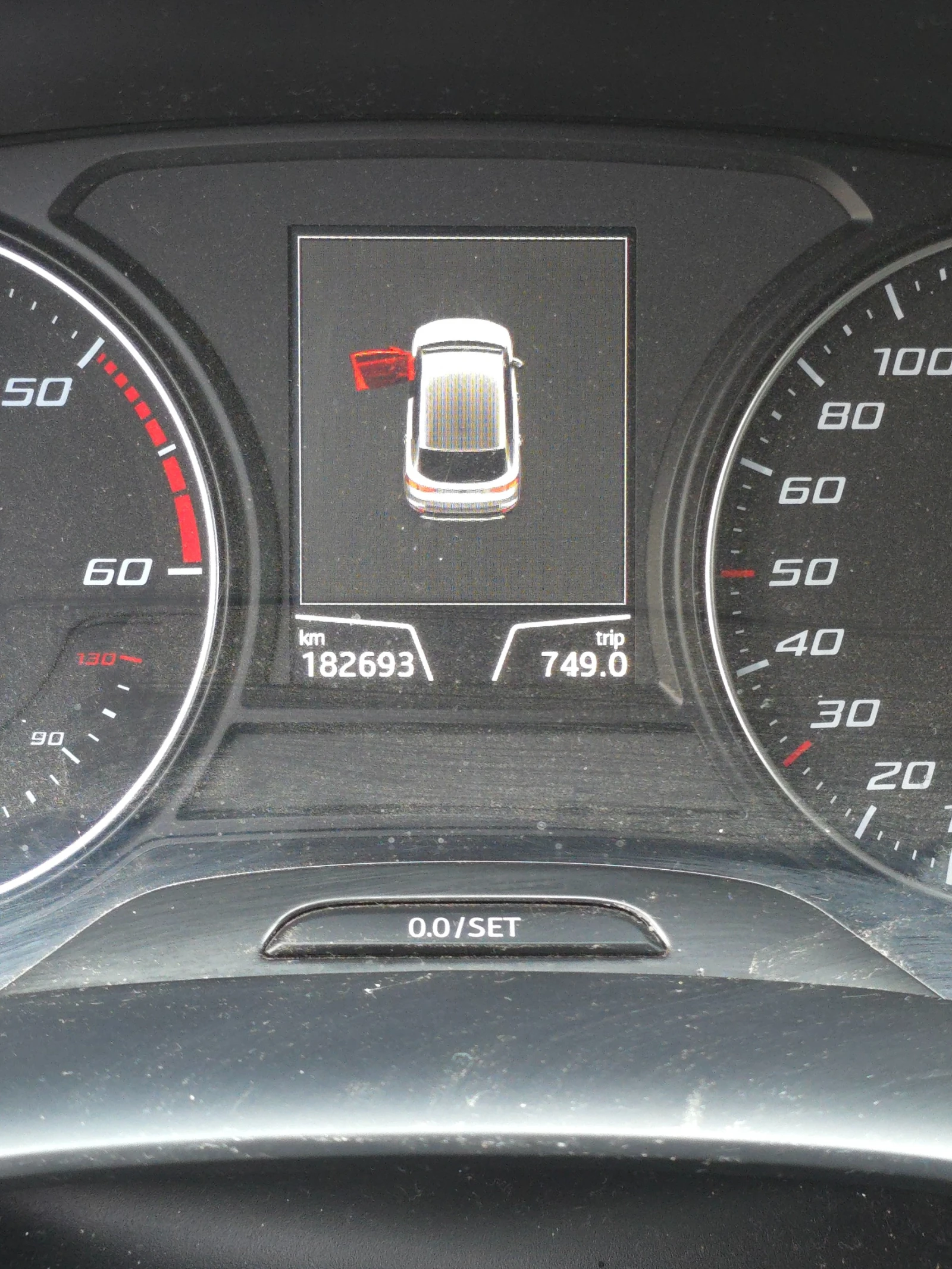 Seat Ateca, снимка 16 - Автомобили и джипове - 55789026