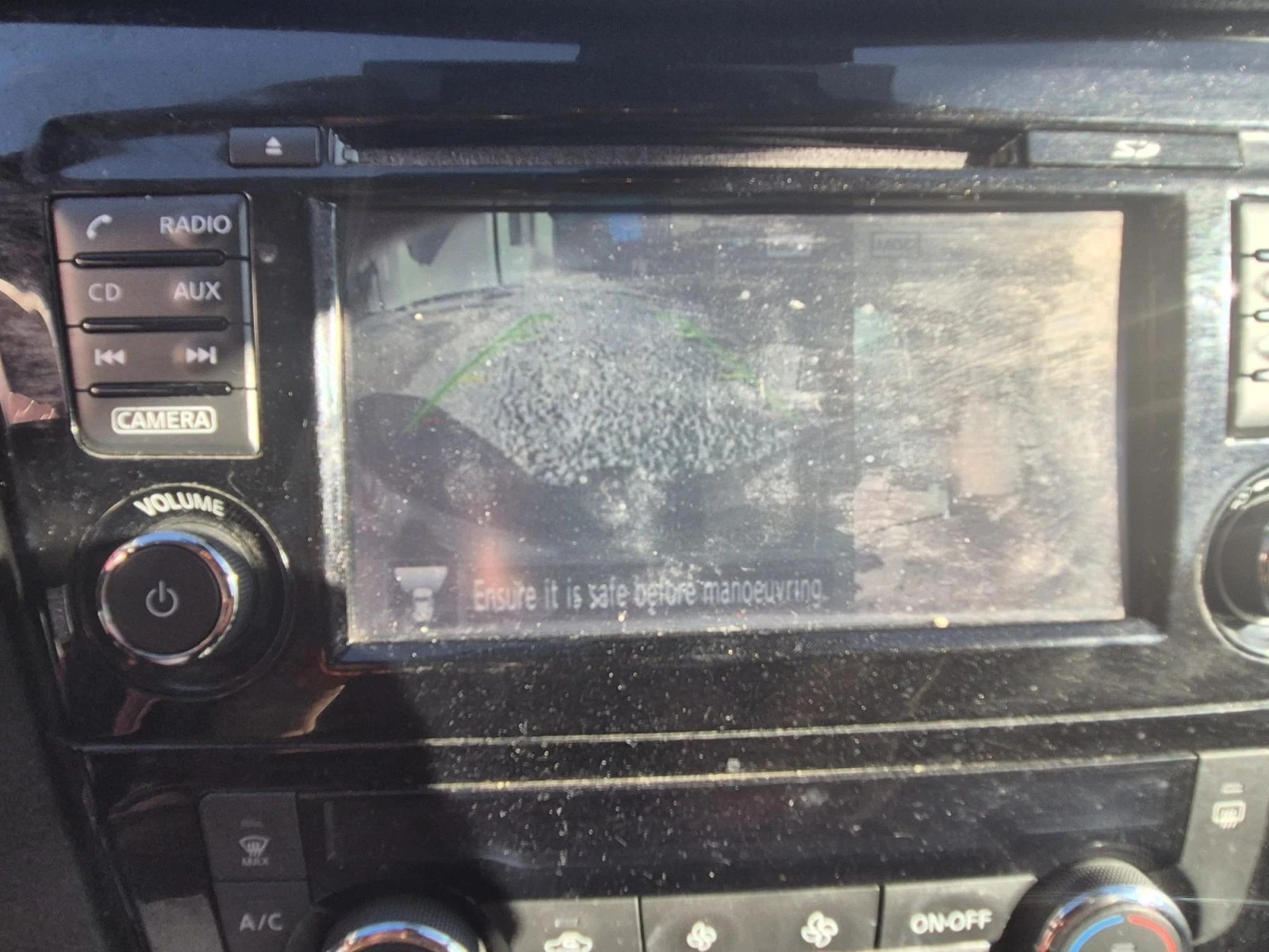 Nissan Qashqai, снимка 9 - Автомобили и джипове - 56352826