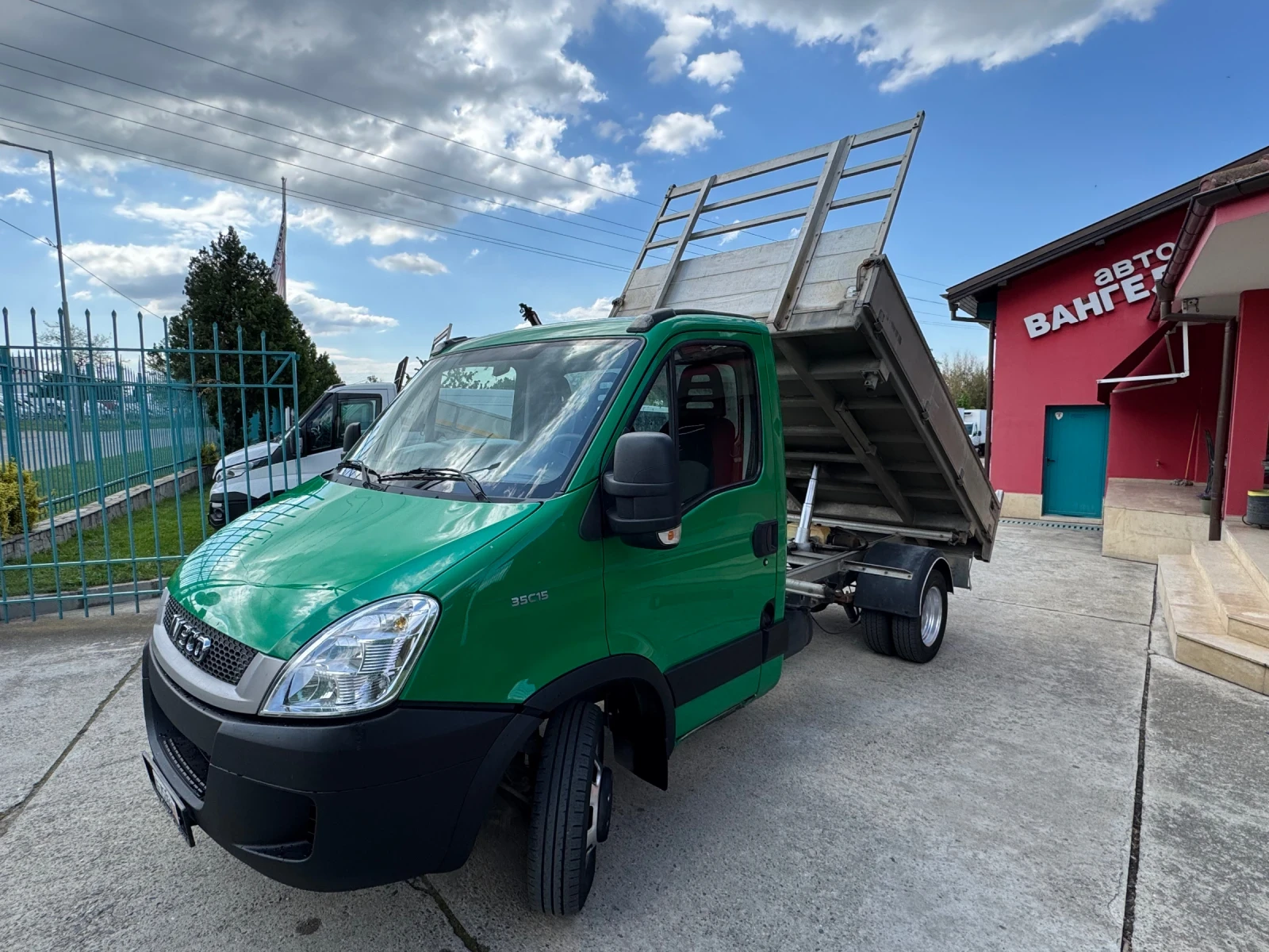 Iveco Daily 3.0HPI* 35c15* Тристранен самосвал - изображение 4