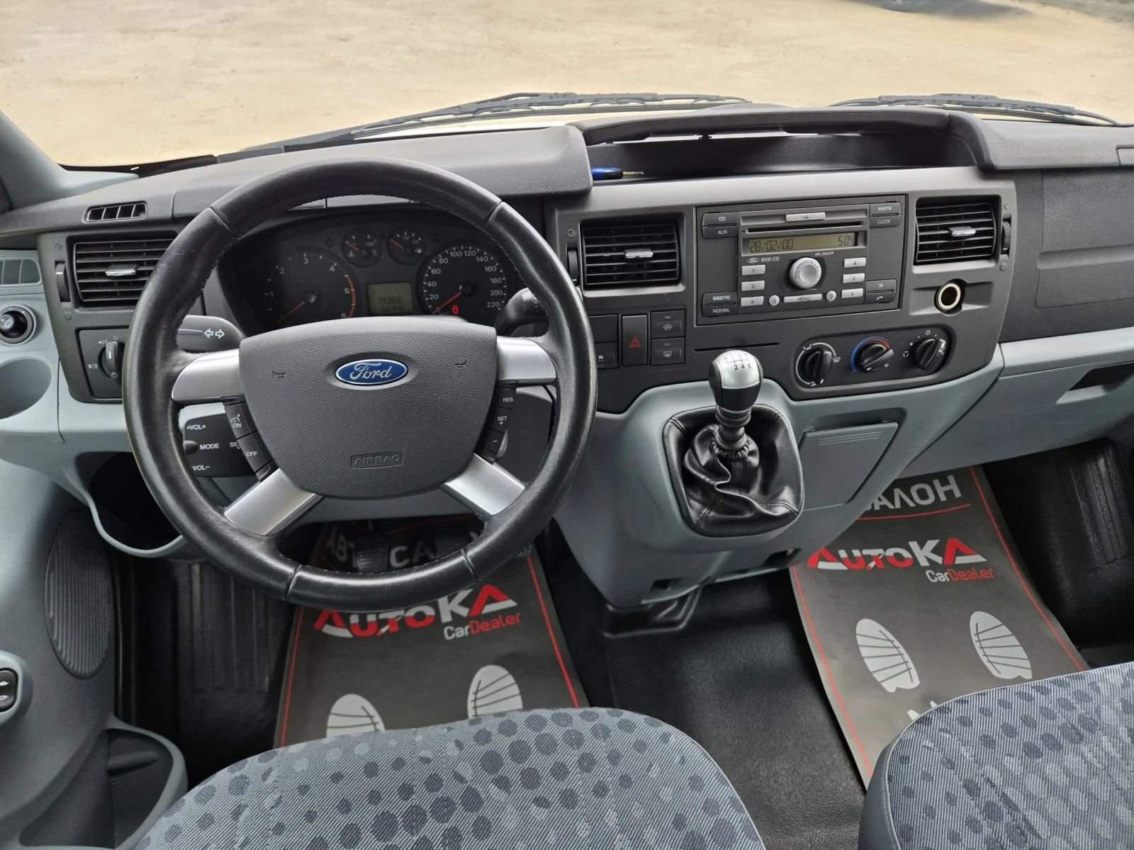 Ford Transit 2.2TDCI-116кс= 9МЕСТА= 6СК= КЛИМАТИК= АВТОПИЛОТ, снимка 10 - Бусове и автобуси - 54743492