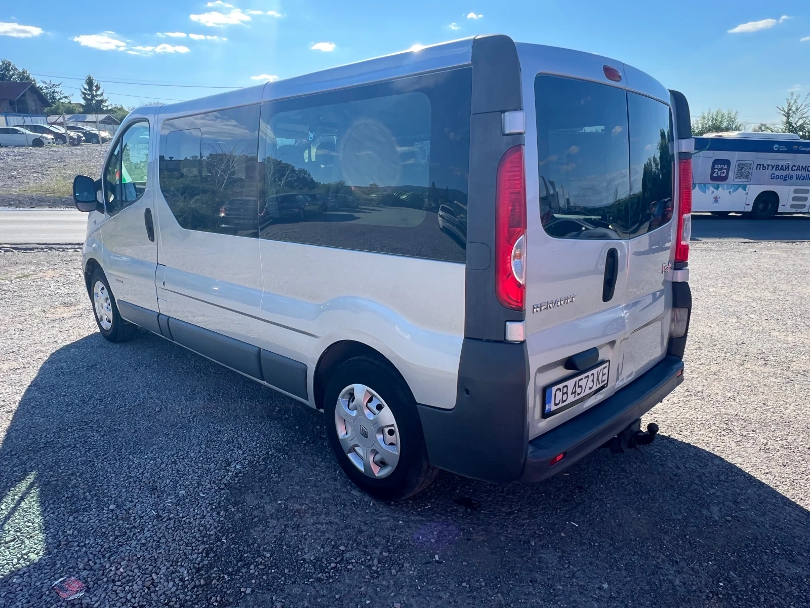 Renault Trafic, снимка 5 - Бусове и автобуси - 55239285
