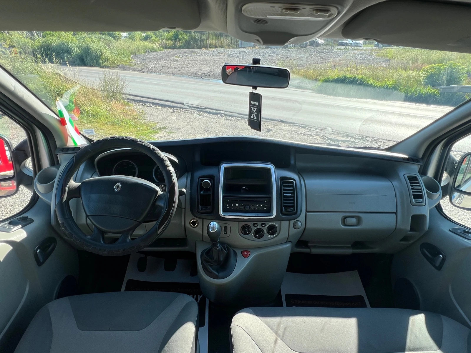 Renault Trafic, снимка 14 - Бусове и автобуси - 55239285
